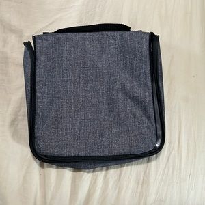 Thirty One Travel case